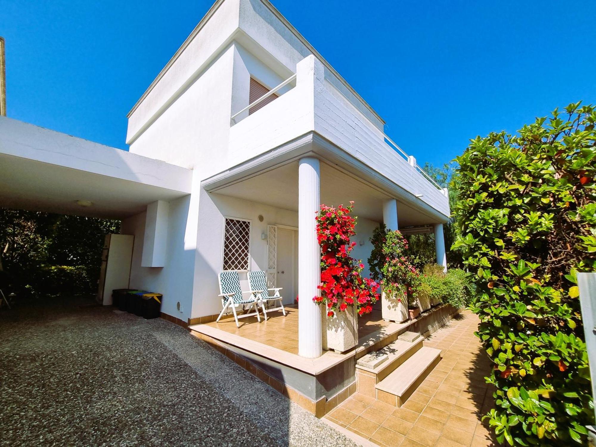 Apulia Beach Leporano Exterior photo